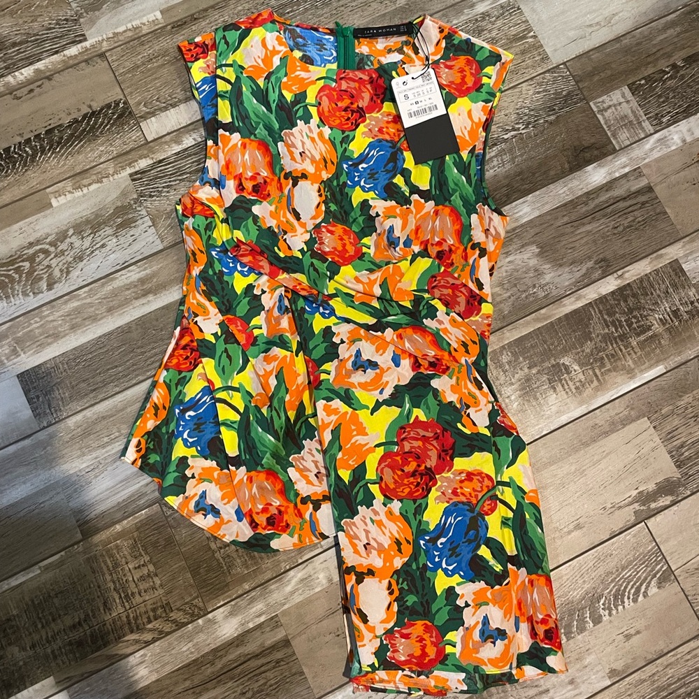 Zara Asymmetrical Floral Top